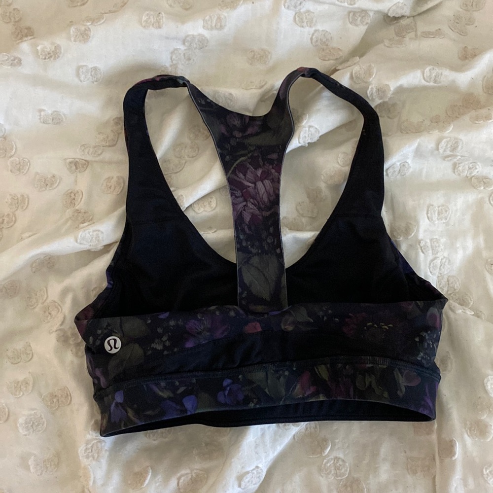 LULU lemon sports bra